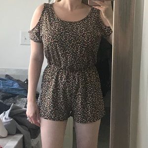 NEW Floral cold shoulder playsuit zip up romper